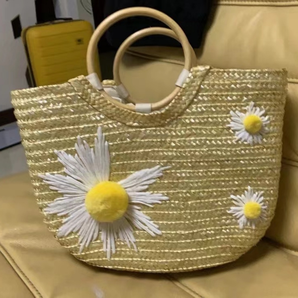 Daisy Woven Tote Bag with Wooden Ring Handles